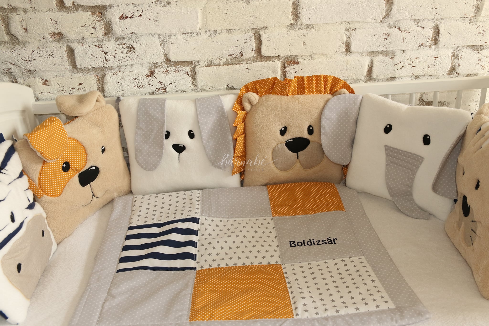 Bundás pajtások fejvédő szett 6 db